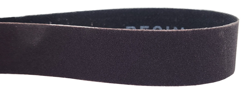 1" (25 mm) de ancho x 30" (762 mm) de largo. Cinta DynaCut de grano 220, A/O